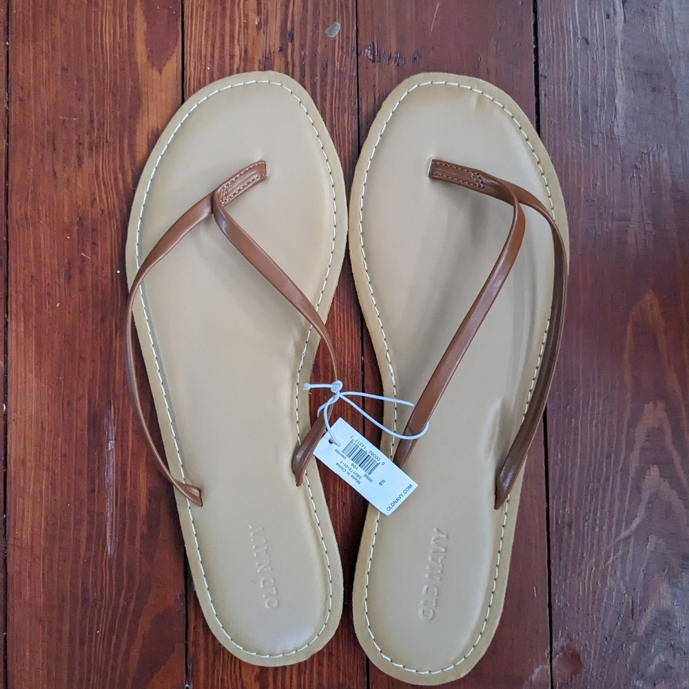 Old Navy Faux Leather Capri Sandals 9 1/2